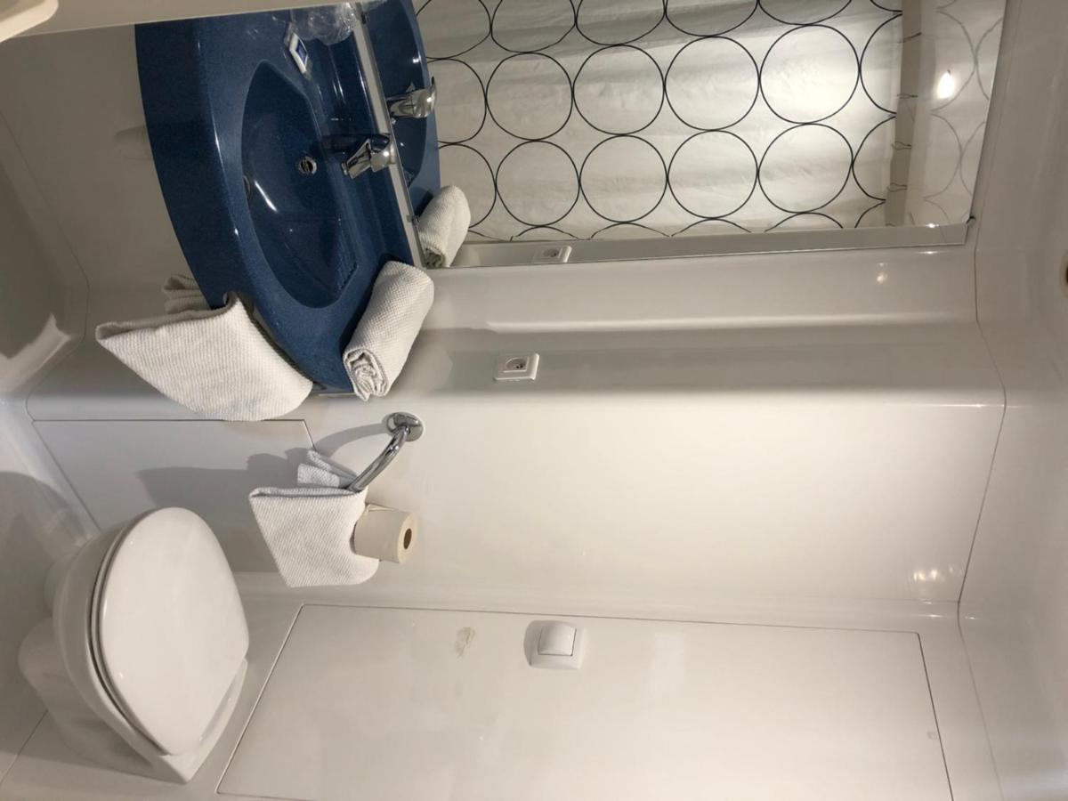 Ibis Budget Mantes-La-Jolie Bagian luar foto