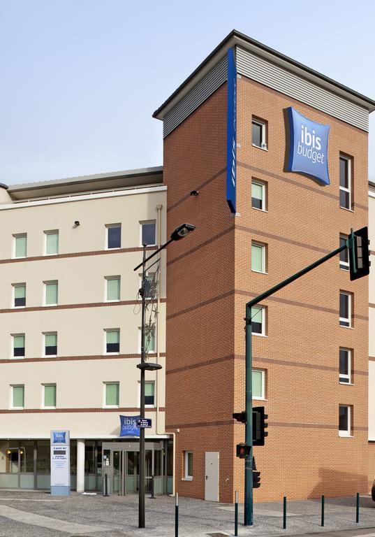 Ibis Budget Mantes-La-Jolie Bagian luar foto