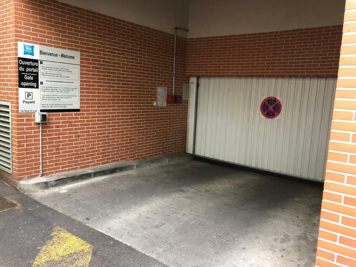Ibis Budget Mantes-La-Jolie Bagian luar foto