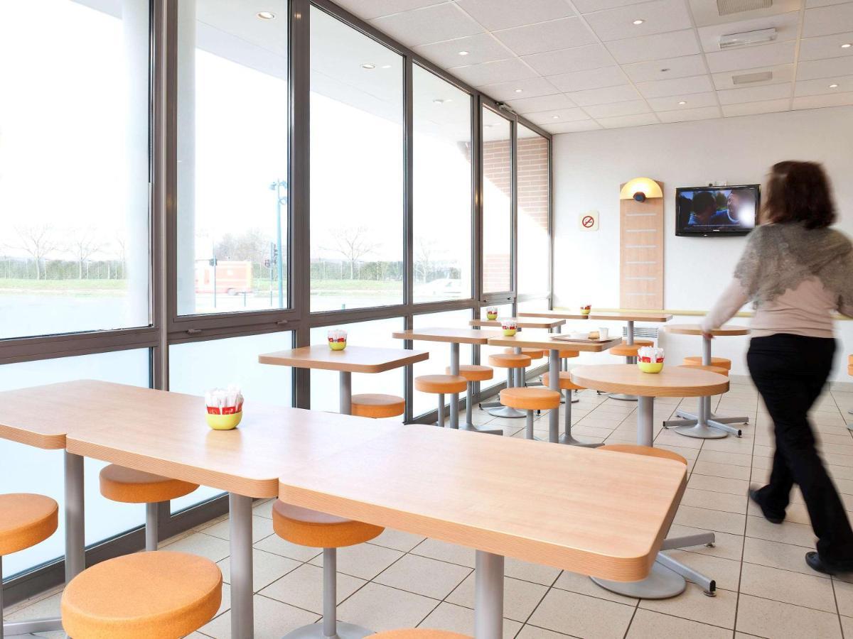 Ibis Budget Mantes-La-Jolie Bagian luar foto