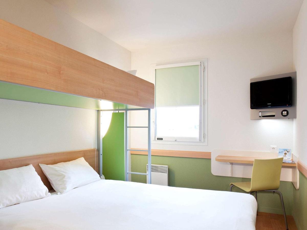 Ibis Budget Mantes-La-Jolie Bagian luar foto